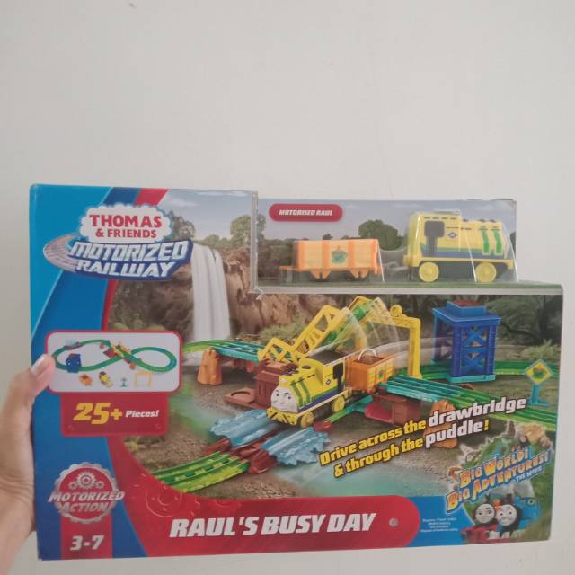 Thomas and Friends Motorized Railway Raul's Busy Day