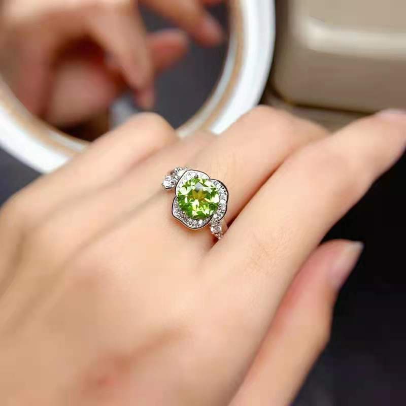 Luxury 2 Karat Moissanite Rose Flower Ring