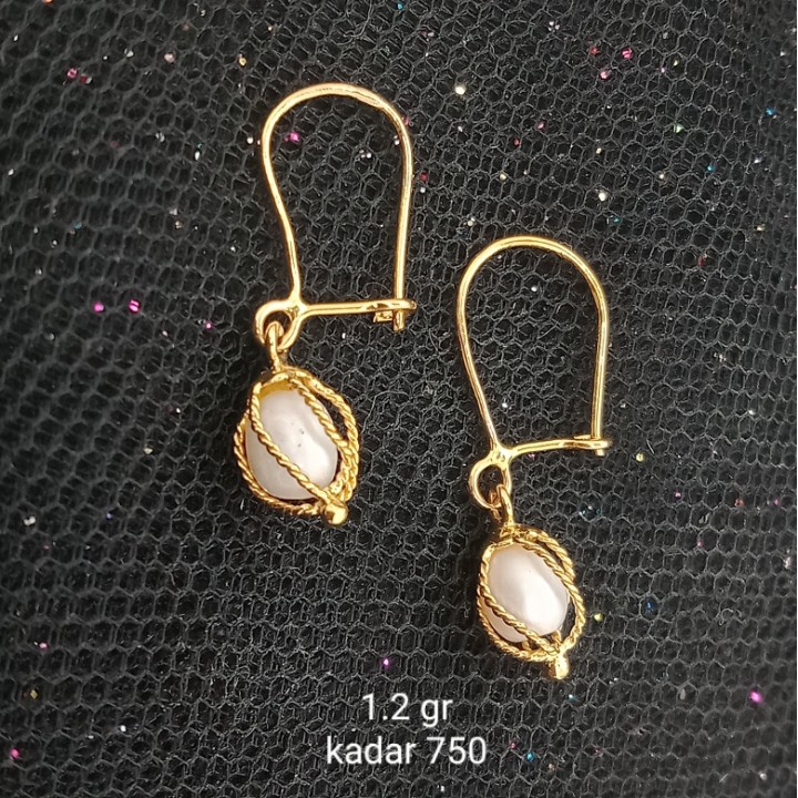 Anting Emas 17K - 1.2 gr Kadar 750 - 905