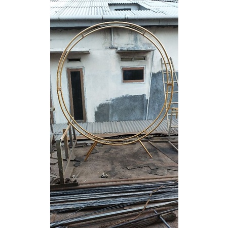 ring backdrop dekorasi pelaminan