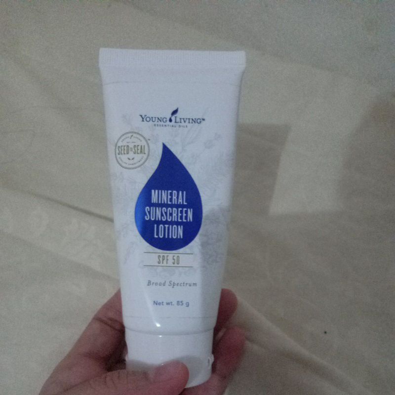 young living mineral sunscreen lotion