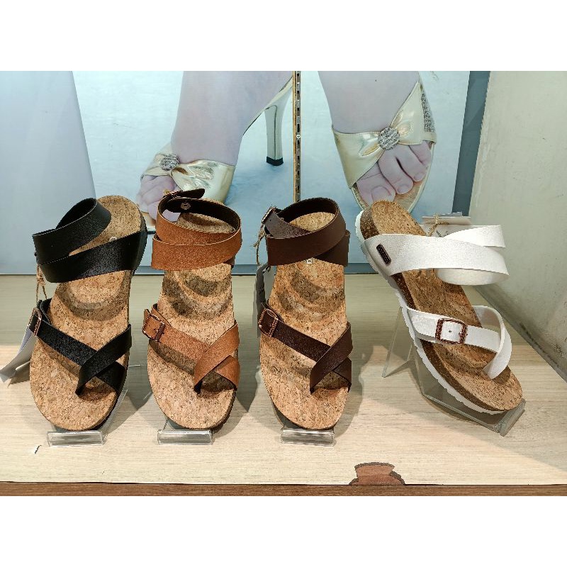 Sandal tali wanita ori CORTICA