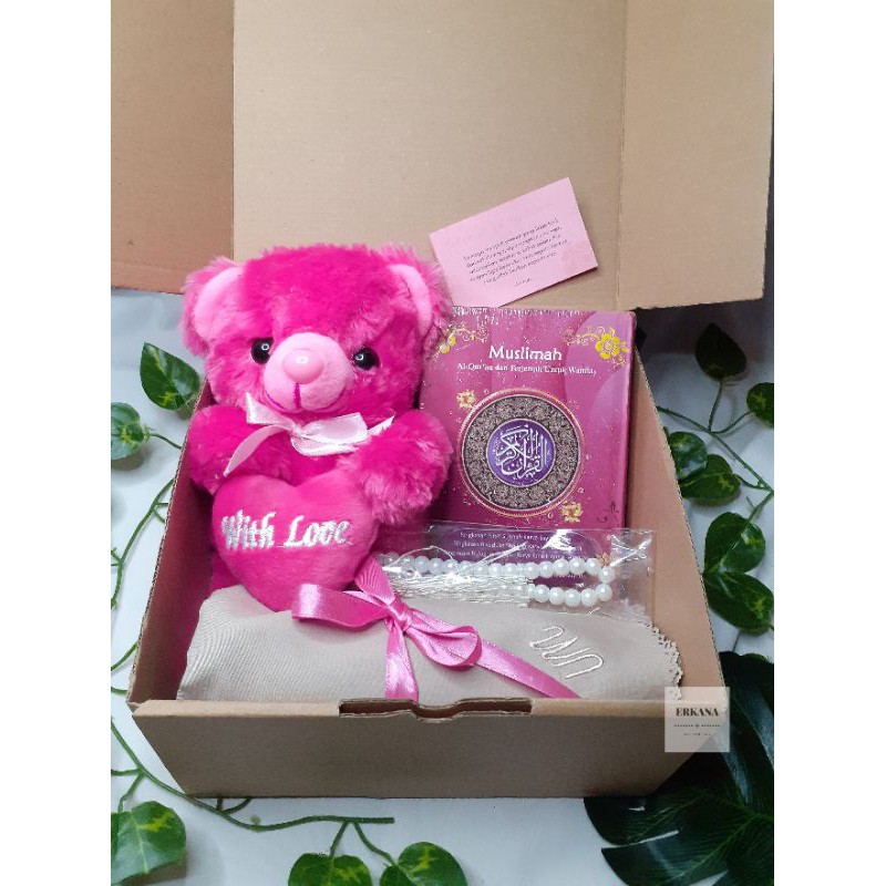 

Kado cewe / Kado ulang tahun / kado annive / kado pacar / hampers wisuda