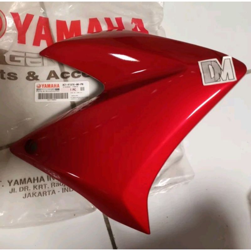SAYAP TANGKI KANAN VIXION OLD MERAH ORIGINAL YAMAHA
