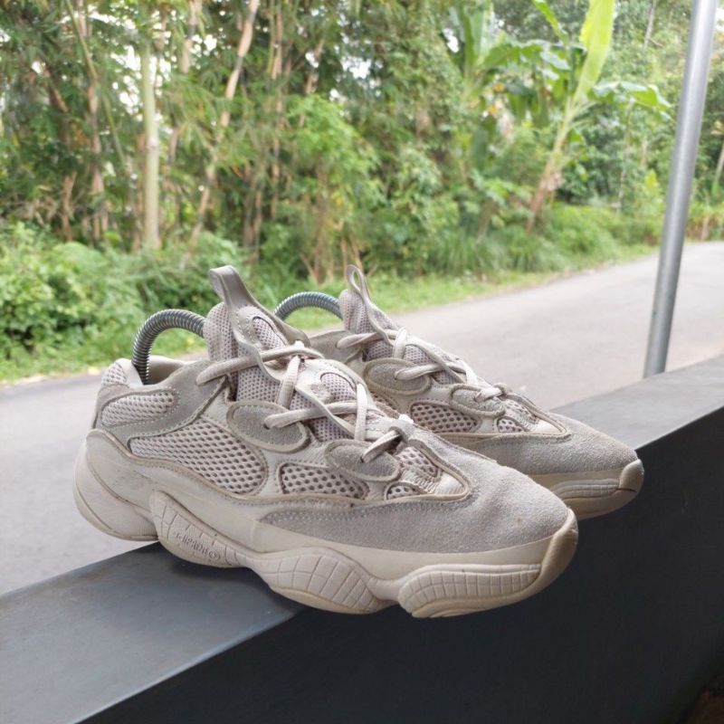 Adidas Yeezy 500 Second Bekas Preloved (40)