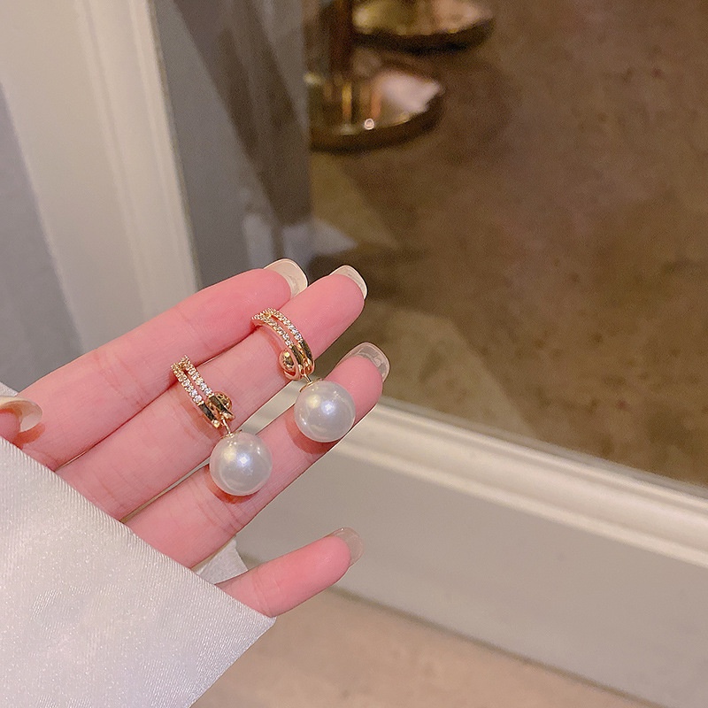 Anting S925 Silver Needle Bentuk Bunga Mutiara Gaya Korea Untuk Wanita