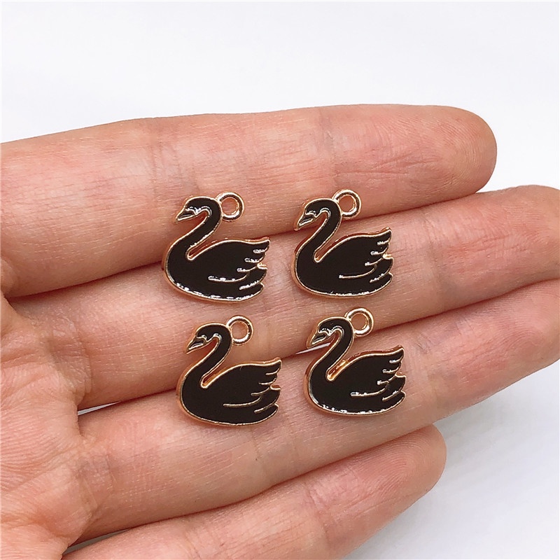 4pcs Liontin Bentuk Kartun Hewan Angsa Bahan Alloy Untuk Membuat Perhiasan Charms