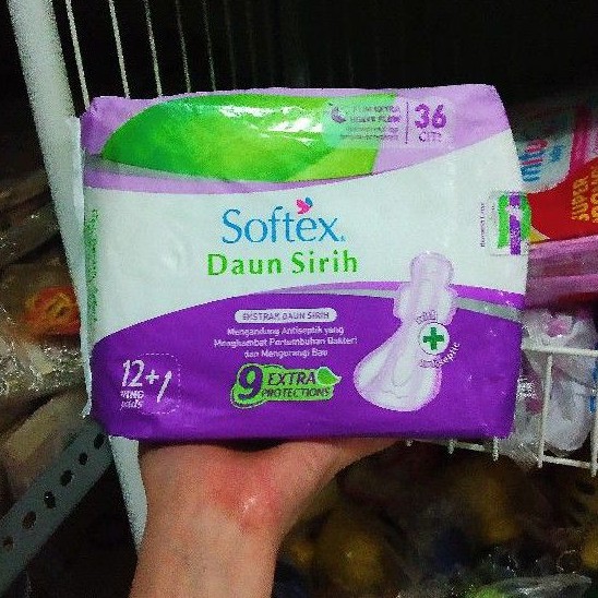 PEMBALUT SOFTEX DAUN SIRIH 36CM NIGHT