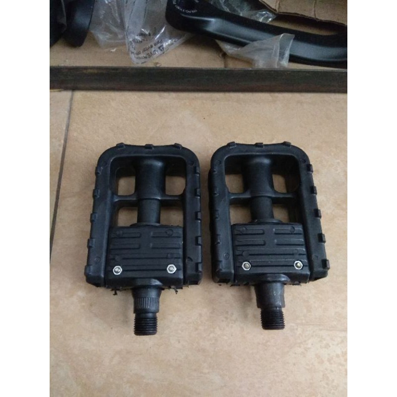 PEDAL SEPEDA LIPAT   PEDAL LIPAT