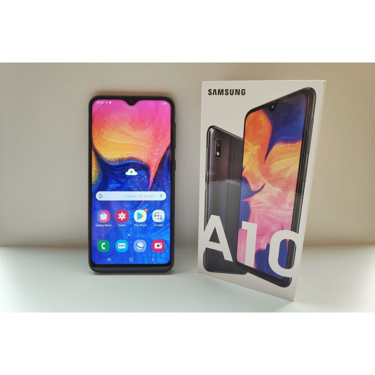 Samsung Galaxy A10 SM-A105 - ROM 32 GB - RAM 2 GB - Garansi Resmi SEIN