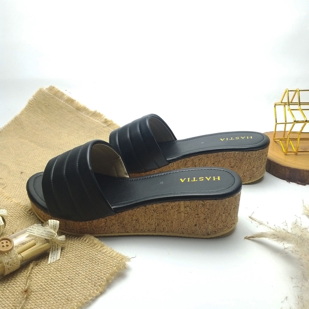 SANDAL WANITA WEDGES HEELS 5 CM - LUNA