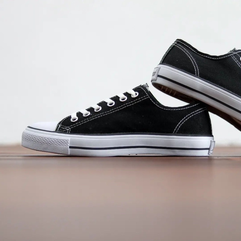 Sepatu Johnson Basic Low &amp; High Black White - Jhonson original