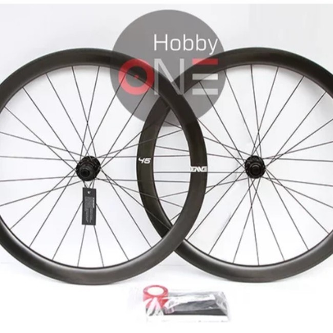 clincher tubeless