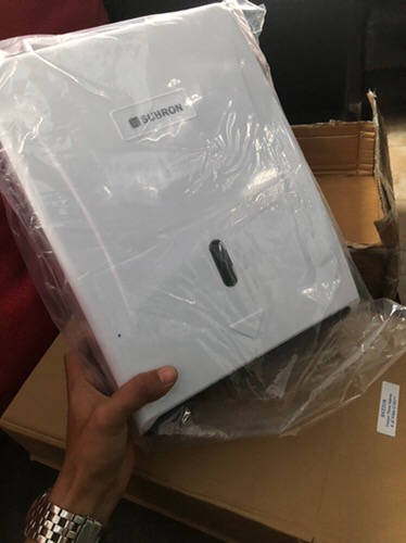 Tempat Tissue Persegi Besar