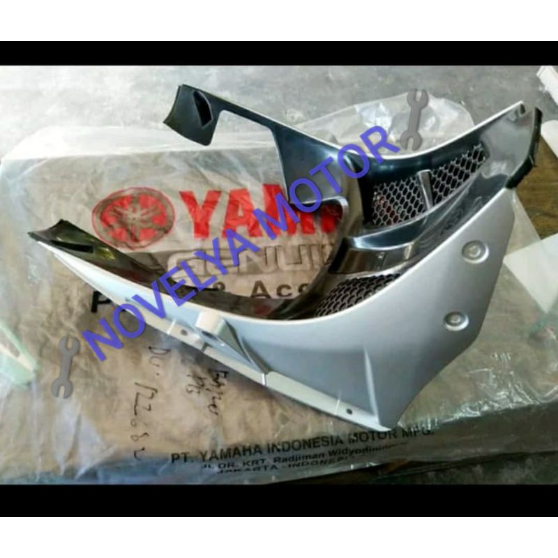 UNDER COWL COVER FAIRING BAWAH R 15 LAMA R15 V2 SILVER ORIGINAL 2PK-9X