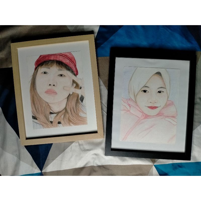 gambar sketsa wajah pensil warna