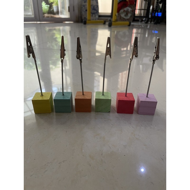 

penjepit kartu/kertas kubus warna