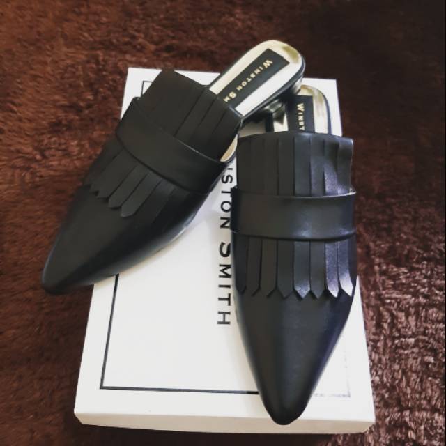 Winston Smith Shoes (Kode 05)