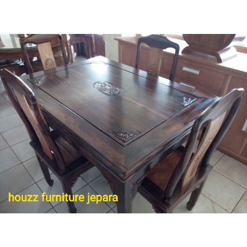Meja Makan China