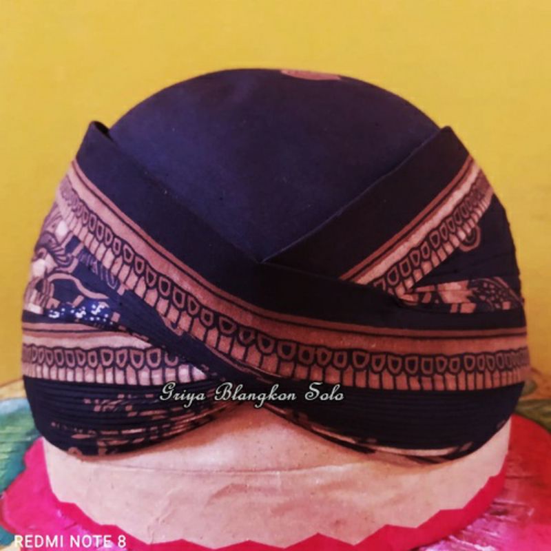 Blangkon Solo Perbawan Batik Tulis