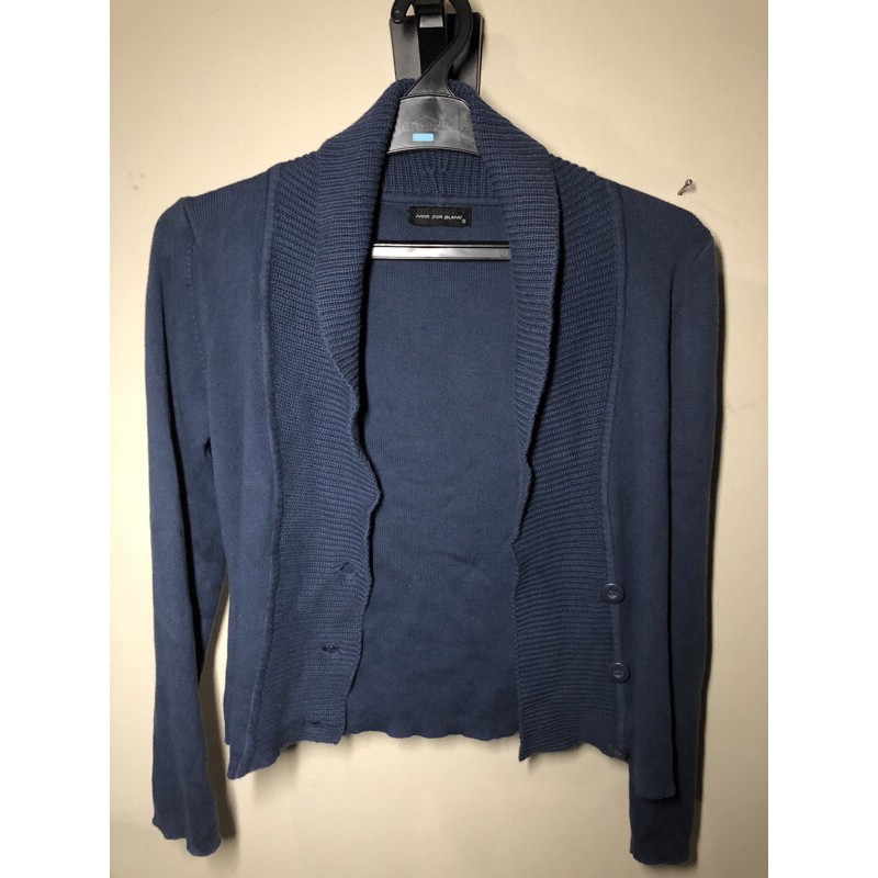 Noir Sur Blanc Outer