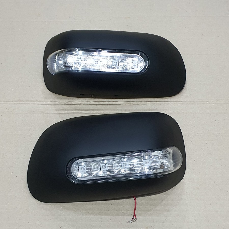 Cover spion Avanza New VVTI tipe G 2008-2011 hitam black+lampu led