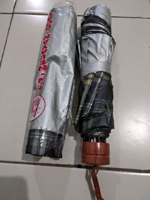 Payung Lipat 3 Jumbo Anti Uv Silver 10 Jari / Payung Lipat 3 Silver