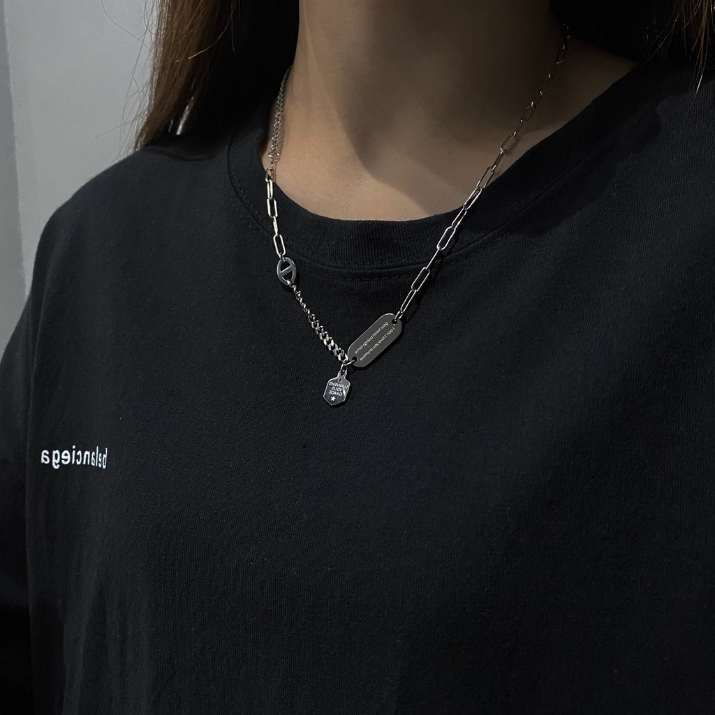 Ins gaya dingin hexagonal titanium steel kalung untuk pria dan wanita pribadi hip hop sederhana huru