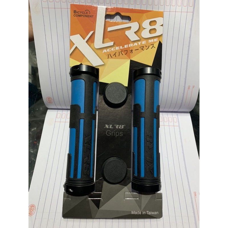 Hand Grip merk Xlr8 / Sarung stang merk Xlr8