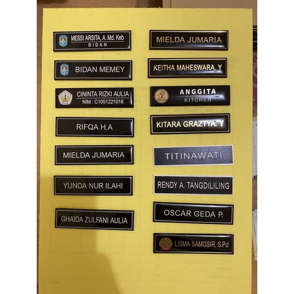 

Name Tag, Nama Dada, Papan Nama