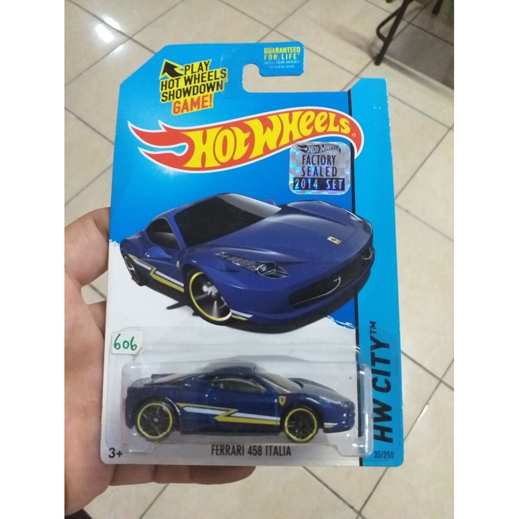 HOT WHEELS FS2014 FERRARI 458 ITALIA BIRU