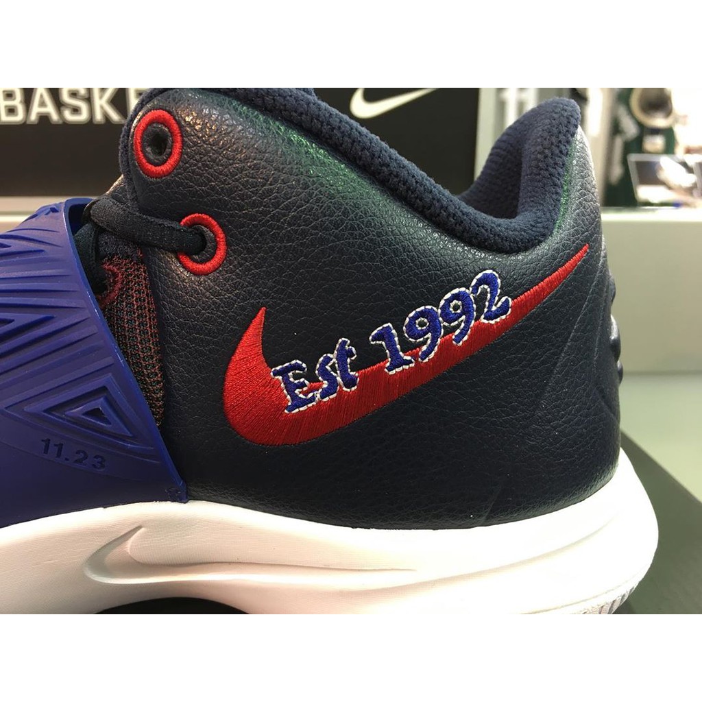 nike kyrie flytrap 3 obsidian