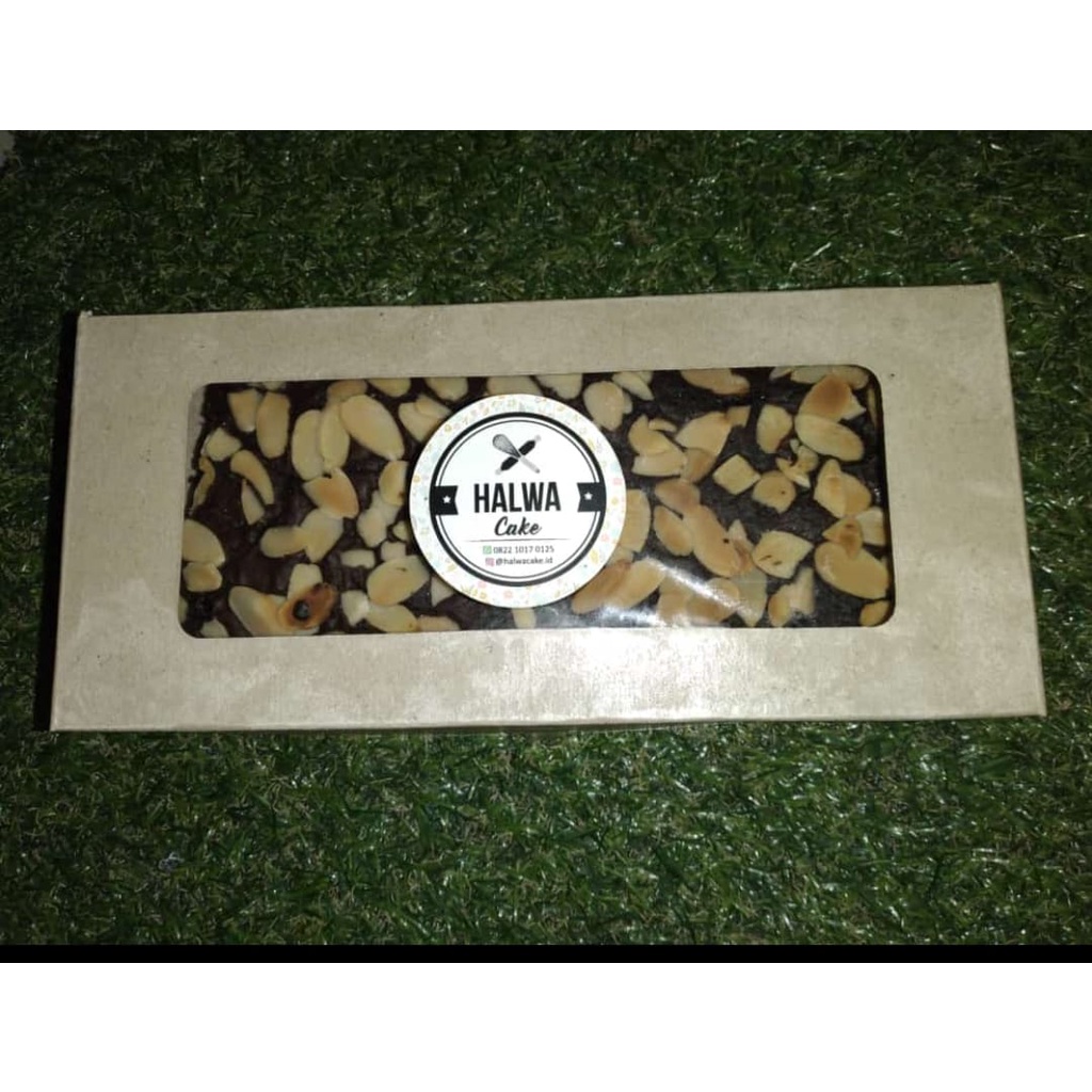 

Brownies Panggang Medium Uk 22x10x5 cm