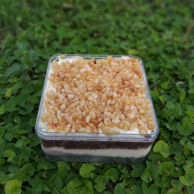 

Red velvet dessert box