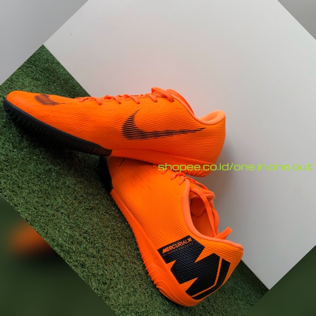 PRELOVED ORI SEPATU FUTSAL NIKE MERCURIAL VAPOR X 12 ACADEMY IC ORANGE