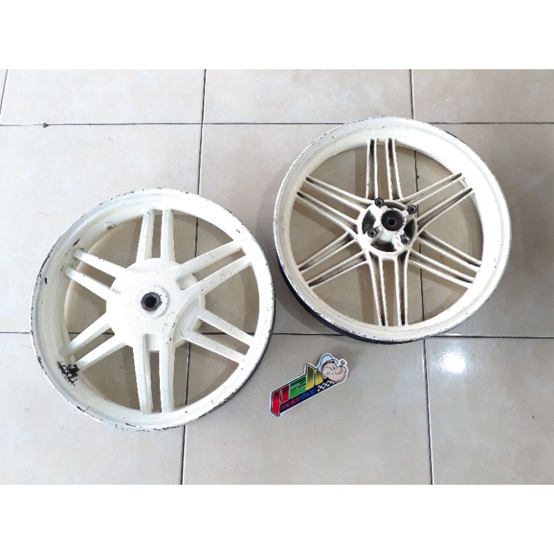 velg yamaha model spin 215/250 ring 14 untuk mio sporty/smile, mio soul, fino karbu, mio j, soul gt