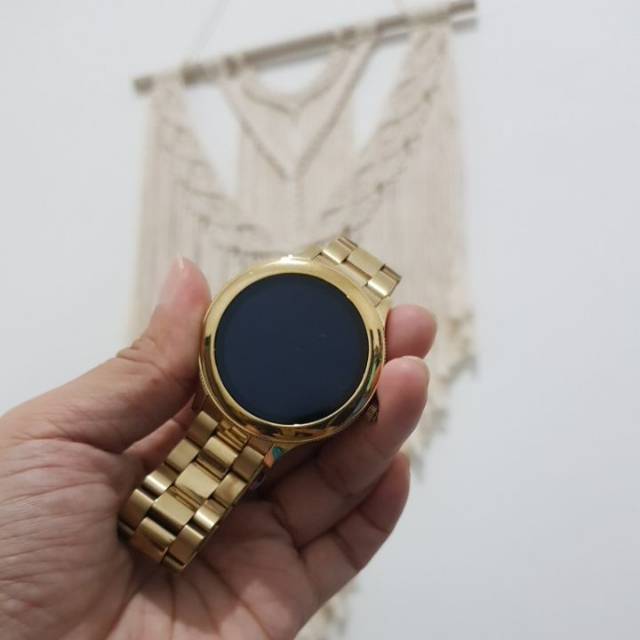 Fossil gen 4 sporty baby pink