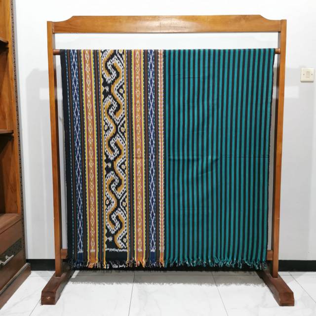 Kain Tenun Variasi Lurik Hijau Toraja Blanket Troso