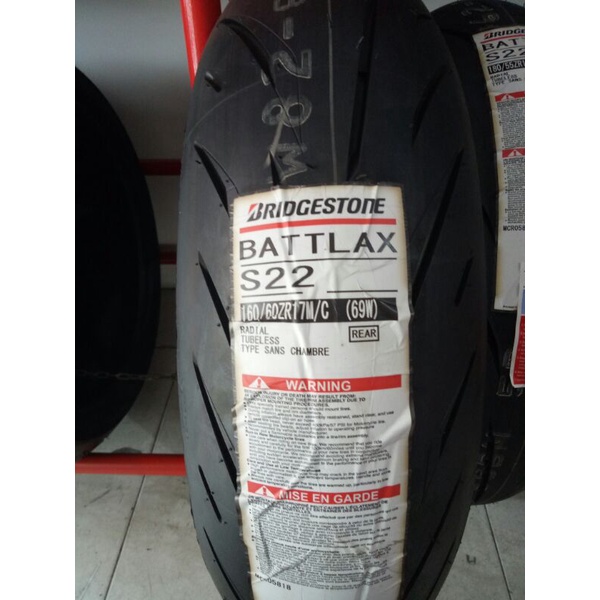 BAN LUAR BATTLAX S22 UKURAN 160/60-17 TUBELESS