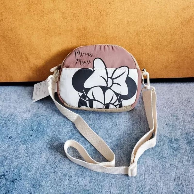 4.4 SALE | ZR MINNIE MOUSE ©DISNEY CROSSBODY BAG