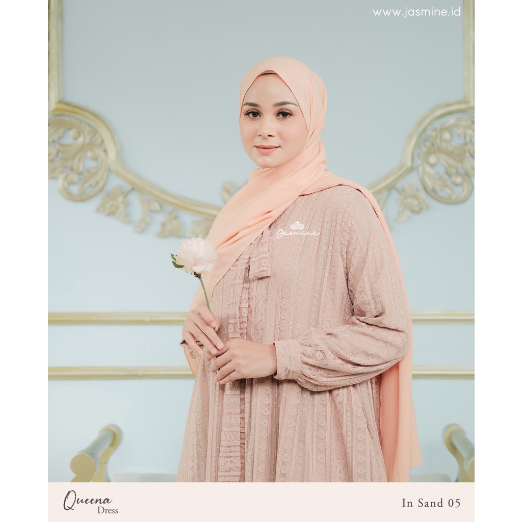 QUEENA DRESS BY JASMINE