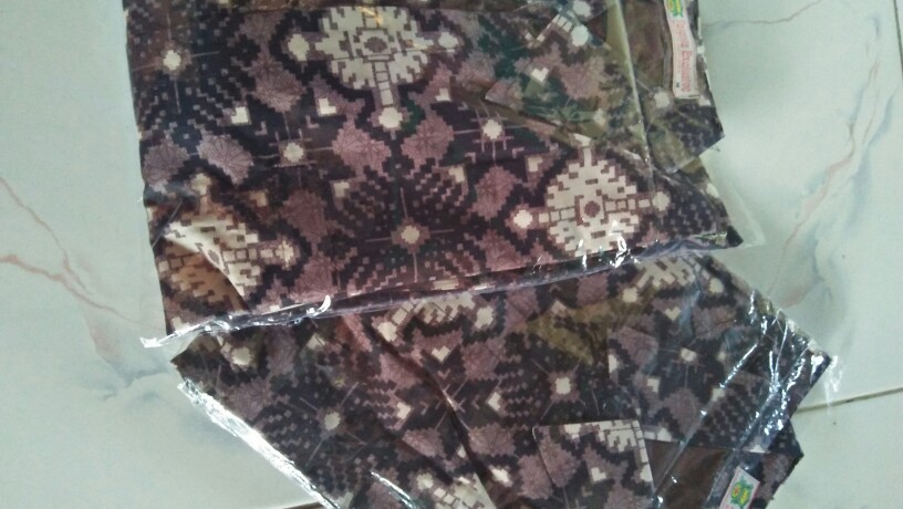 Kemeja Batik Prabu Bahan Katun Baturaden Reguler Fit A477