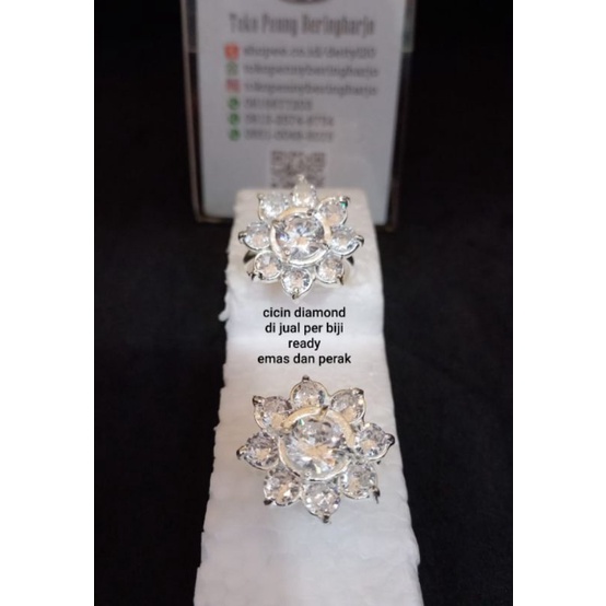 Cincin pengantin tanam diamon