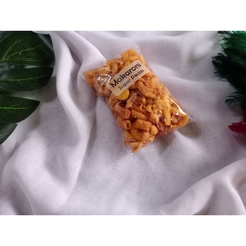 

makaroni ecer super pedas • cemilan by rizqi