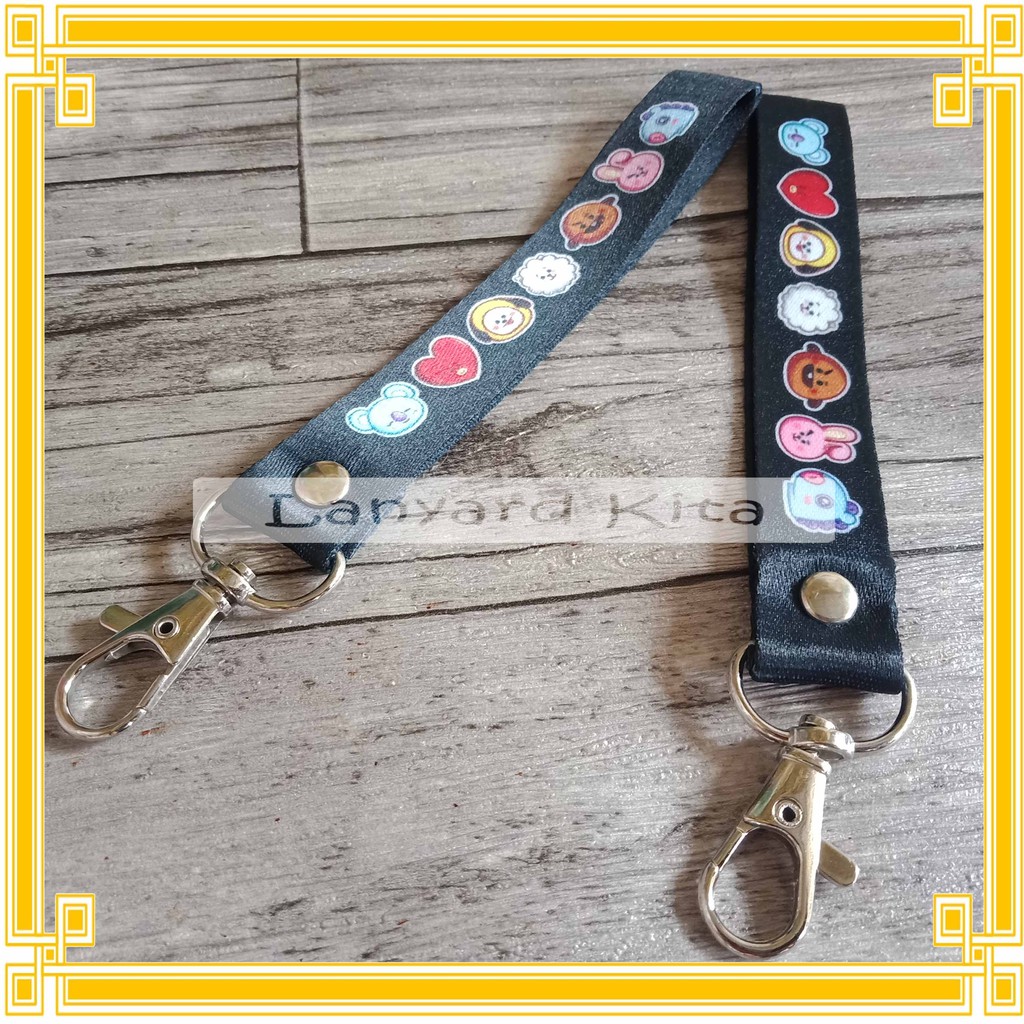 Lanyard Chain Key / Lanyard Pendek / Gantungan Hp motif Emoticon