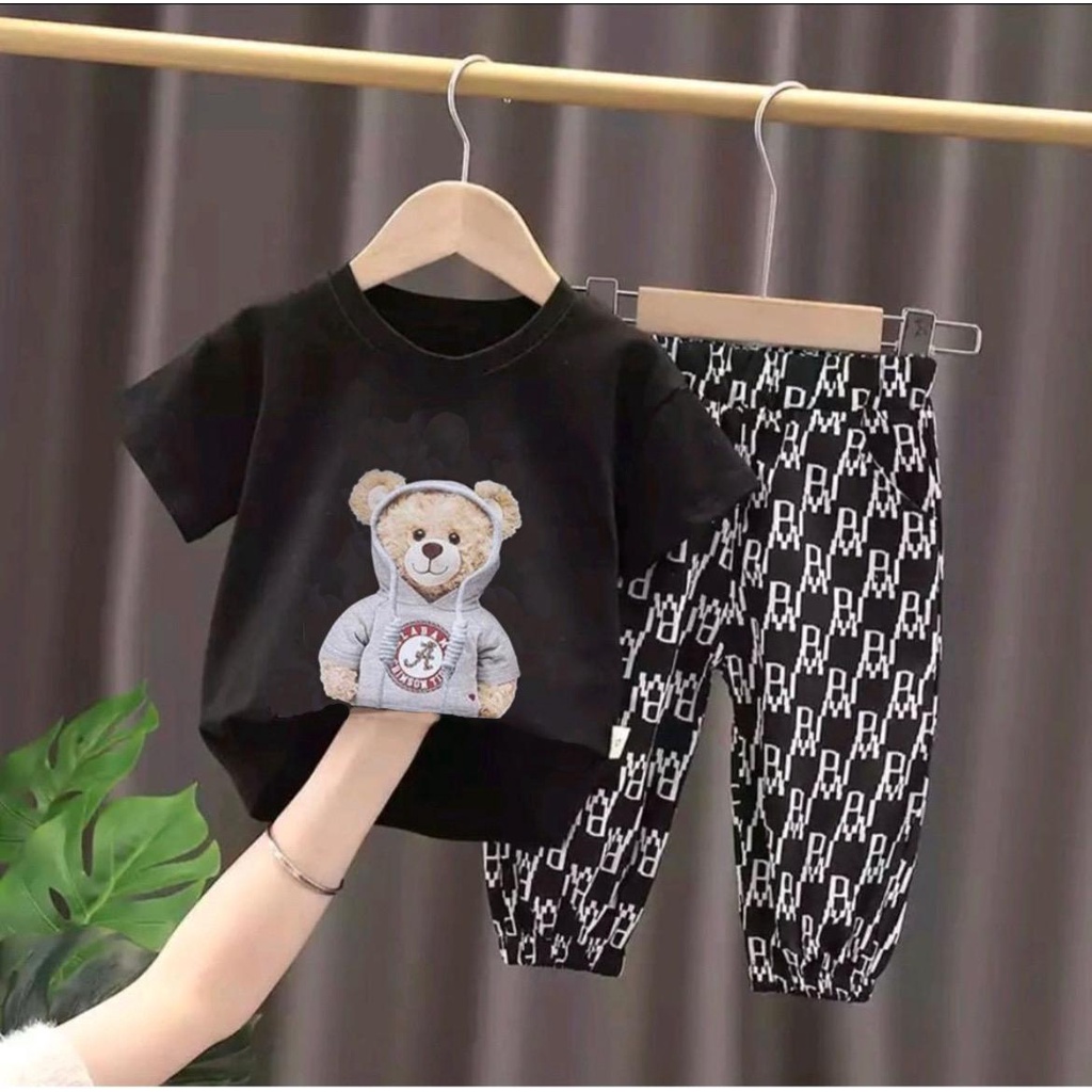 SETELAN BAJU TRENDY BAYI ANAK MOTIF BEAR ALABAM USIA 6 BULAN-5 TAHUN BAHAN KATUN PREMIUM BEST QUALITY LEMBUT NYAMAN DIPAKAI TERBARU TERMURAH/ SETELAN BAJU TRENDY BAYI ANAK LAKI-LAKI/ SETELAN BAJU TRENDY BAYI ANAK PEREMPUAN/ SETELAN BAJU BAYI ANAK COWOK