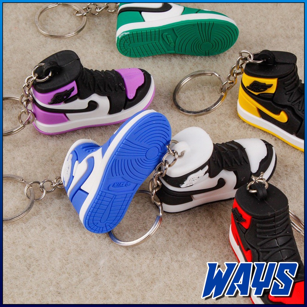 [G008] Nike Jordan Gantungan Kunci Ganci Souvenir 3D / Gantungan Kunci Sepatu Nike Motor Mobil Rumah
