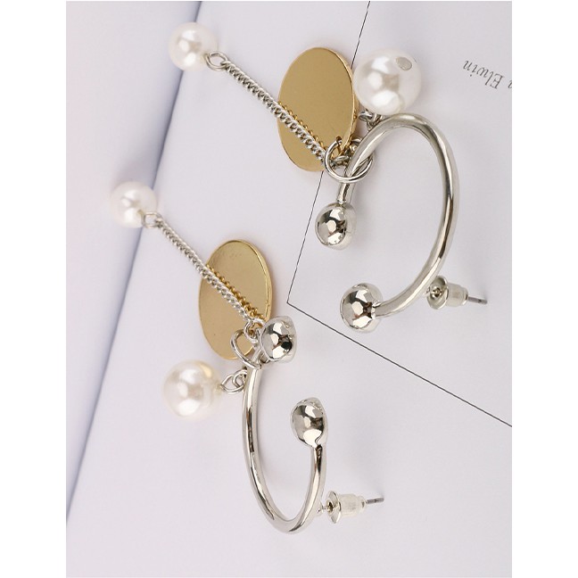 LRC Anting Tusuk Fashion Silver Semicircular Pearl Earrings F69804