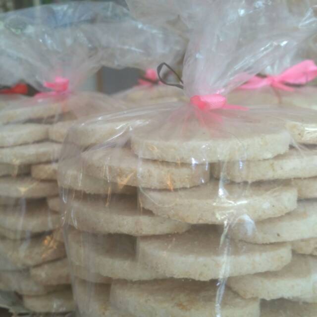 

[PROMO] Kue Sagon Kelapa BELI 2 GRATIS 1