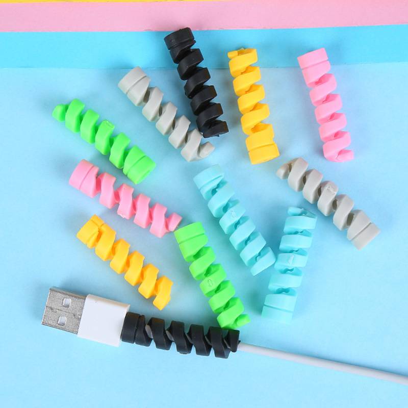 Pelindung Kabel Charger Usb Bahan Silikon Warna Acak Untuk Apple Iphone